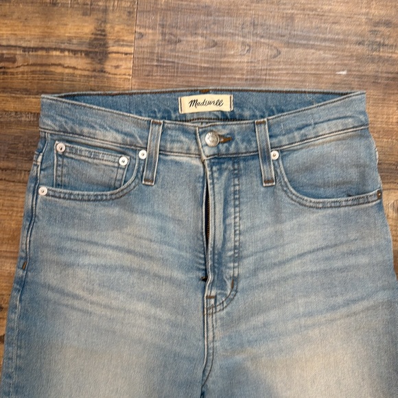 Madewell, The Perfect Vintage Straight Jean, Light Wash, Size 26 - Picture 2 of 6